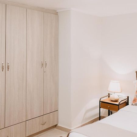 Best House, Central Aprtm., Agiou Nikolaou, Patra 외부 사진