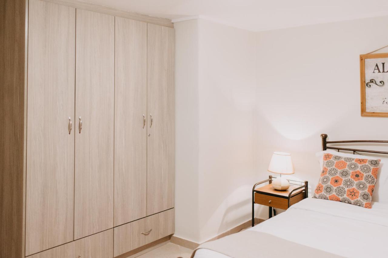 Best House, Central Aprtm., Agiou Nikolaou, Patra 외부 사진